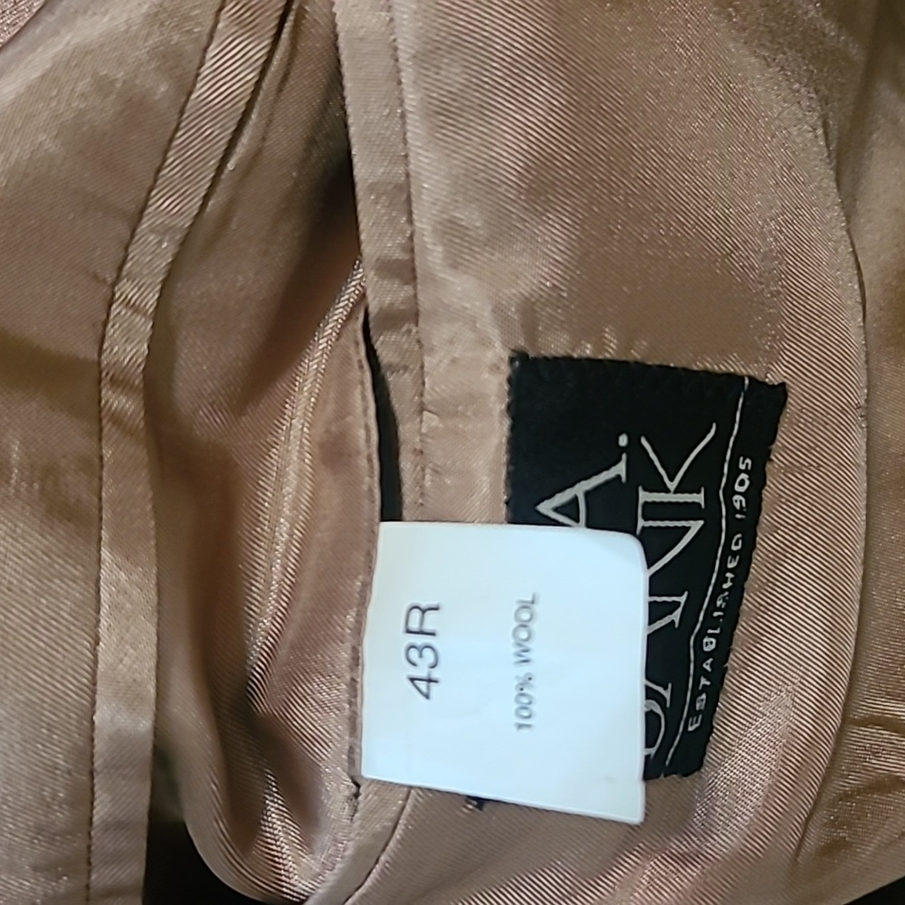 Men 3 piece  brown suit. Reg 43. - Picture 9 of 12